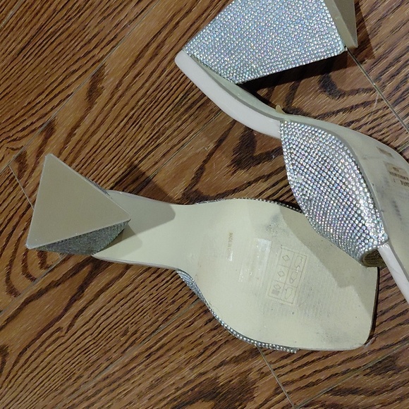 Bamboo Silver and Tan Women's Heels - Picture 5 of 9